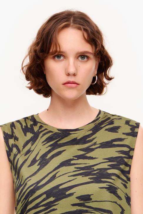 Bimba Y Lola памучна тениска с принт на пеперудени крила каки облекло 28R6R298