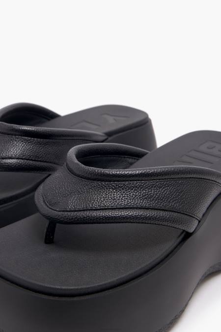 Bimba Y Lola кожени сандали на платформа крачна война черен 28R6R568