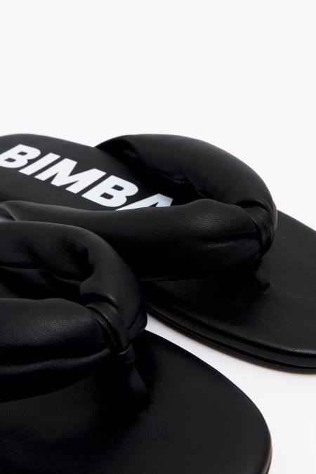 Bimba Y Lola тръбен плосък сандал крачна война черен 28R6R570